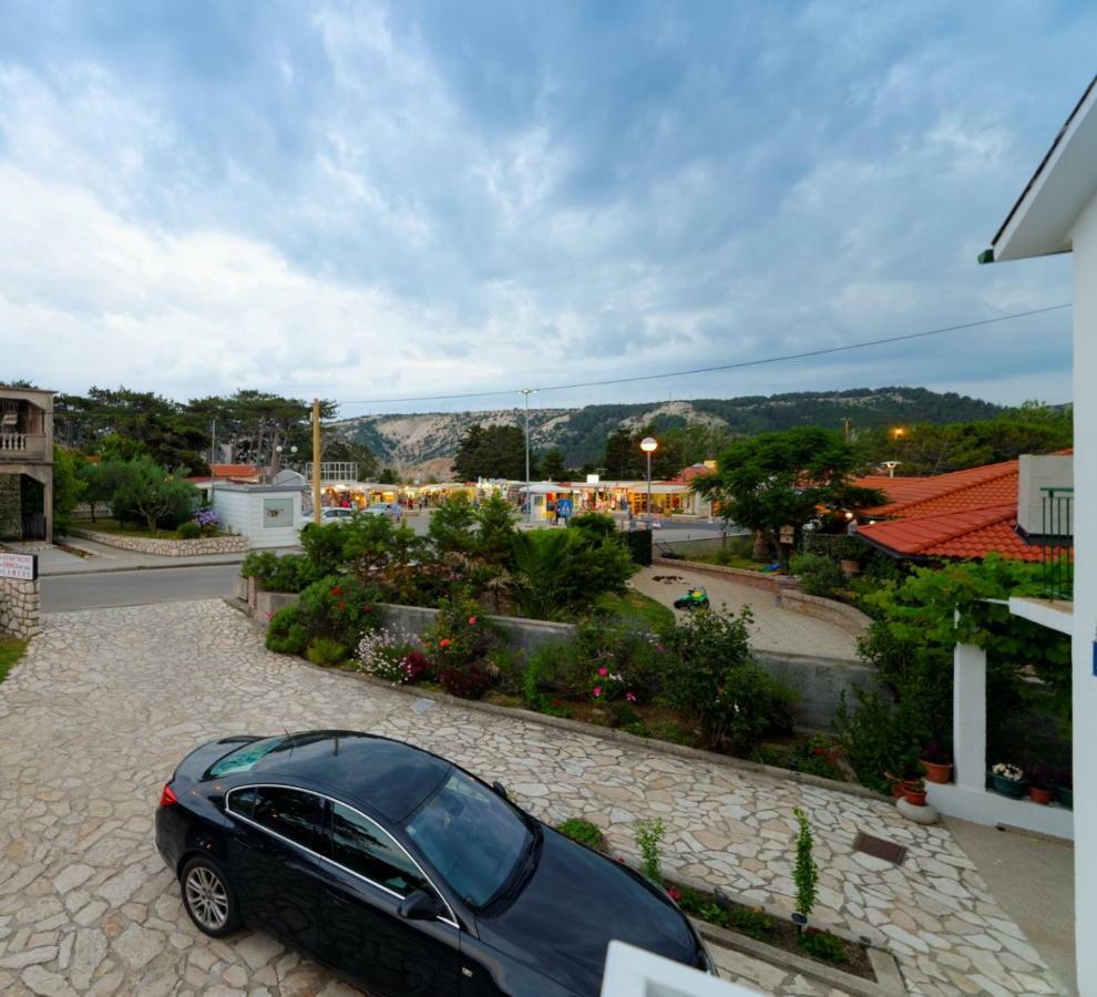 Apartments Arbis Lopar Exterior photo